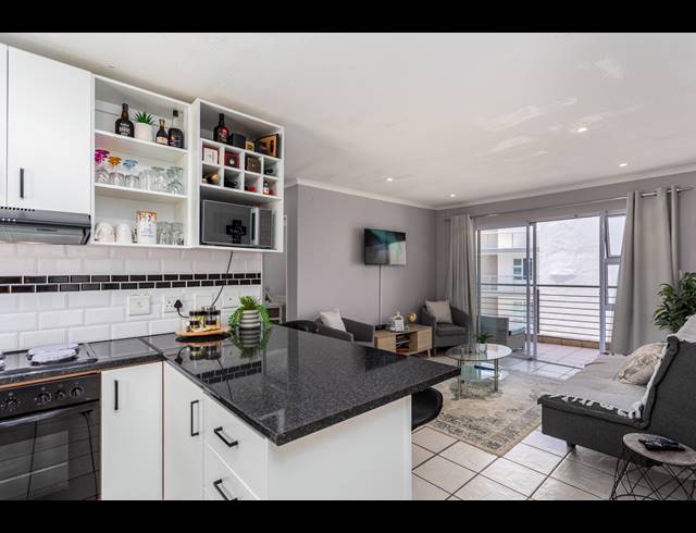 2 BEDROOM APARTMENT SOLD IN TYGER WATERFRONT
